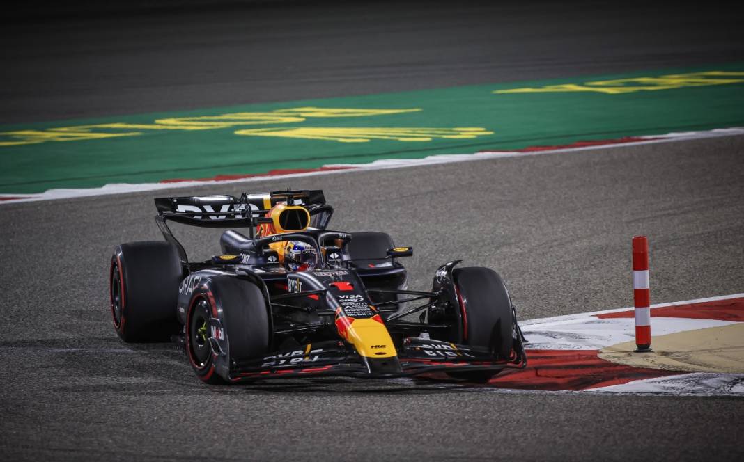 F1'de sezonun ilk yarışı Bahreyn Grand Prix'sini Verstappen kazandı 24